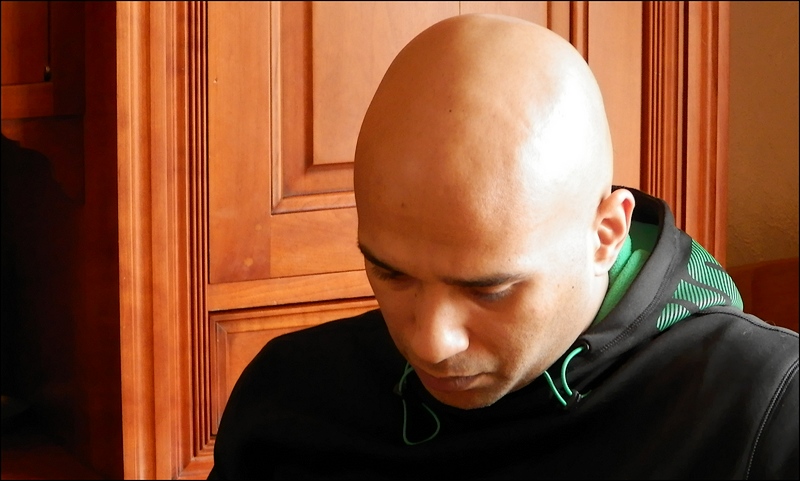 http://img99.xooimage.com/files/a/6/c/p2090041_c_v-43d4489.jpg
